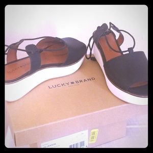 Lucky Brand Jaxson Wedge Sandal !!NEVER WORN!!